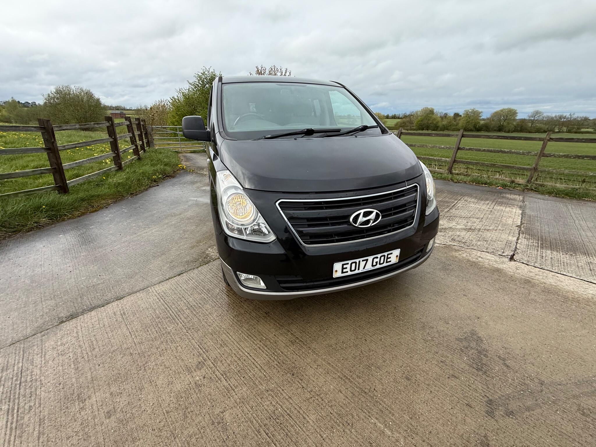 Hyundai i800 2.5 CRDi SE Auto Euro 6 5dr — photo 54 of 100